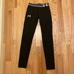 Under Armour black athletic leggings, cold-weather layer. Kids large.